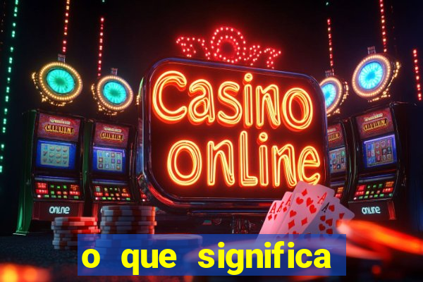 o que significa soprar no ouvido de uma pessoa